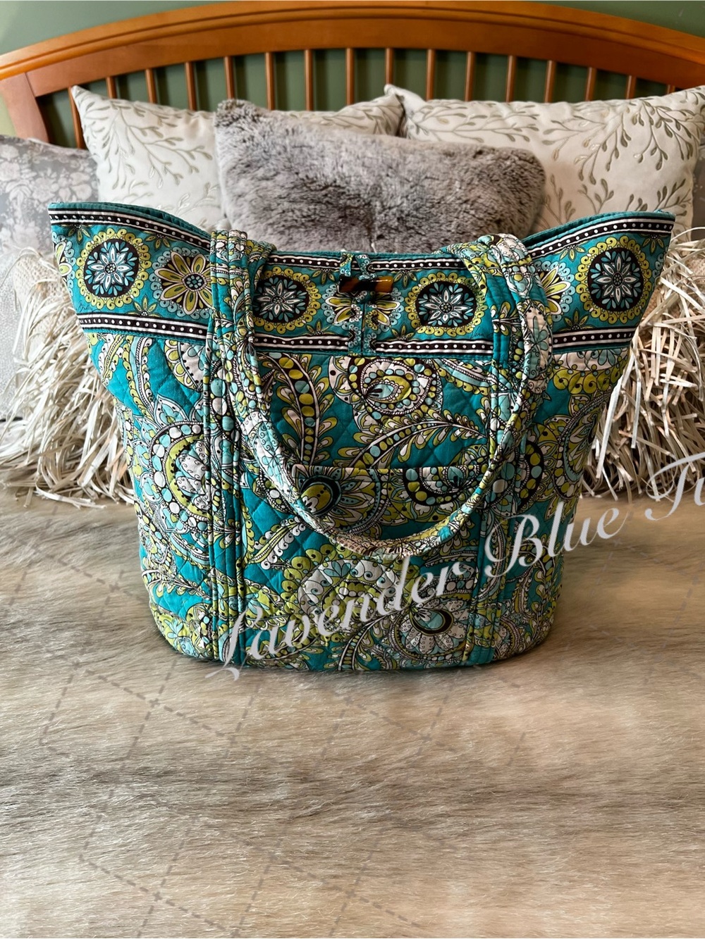 Vintage VERA BRADLEY Peacock 2008 Large Toggle Tote 2 Handles Green Yellow